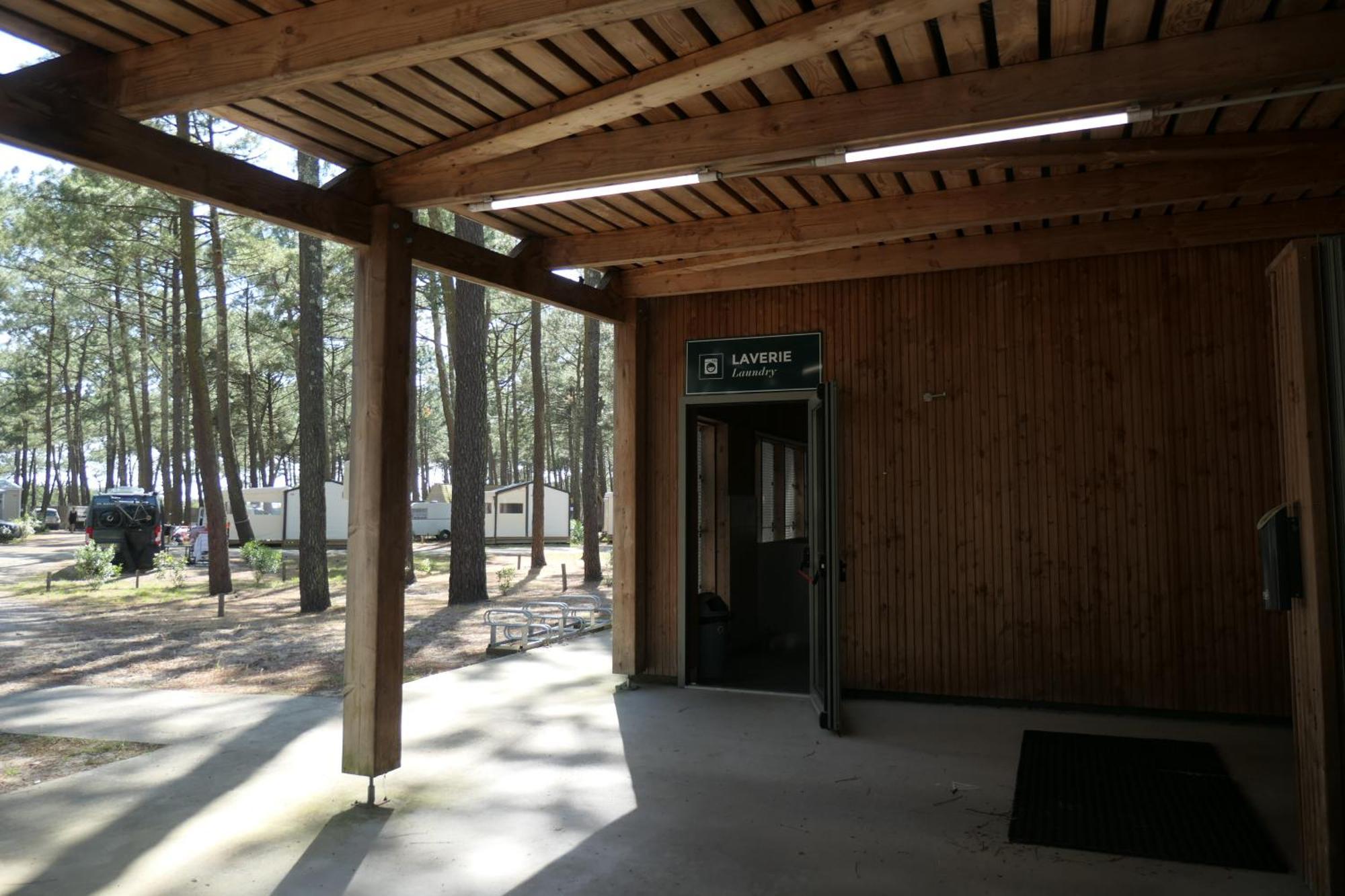 Hoya Surf Camp - Activités + Hébergement de vacances *